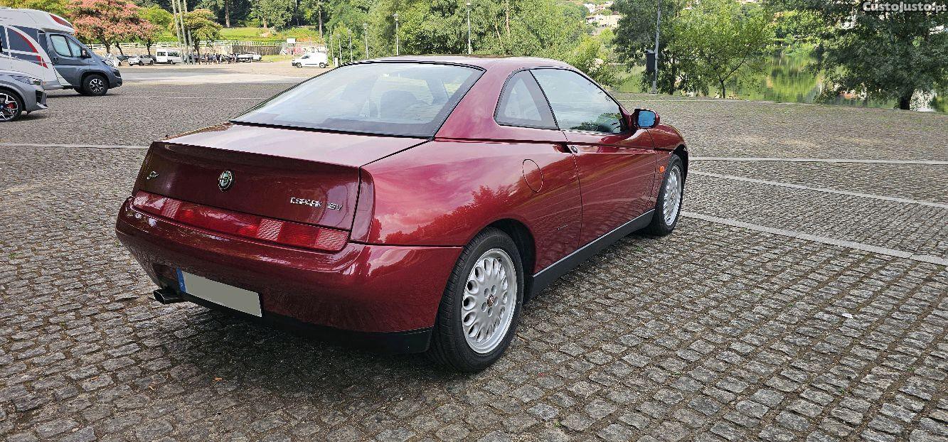 Alfa Romeo GTV 2.0 16v Twin Spark — fotografia 9