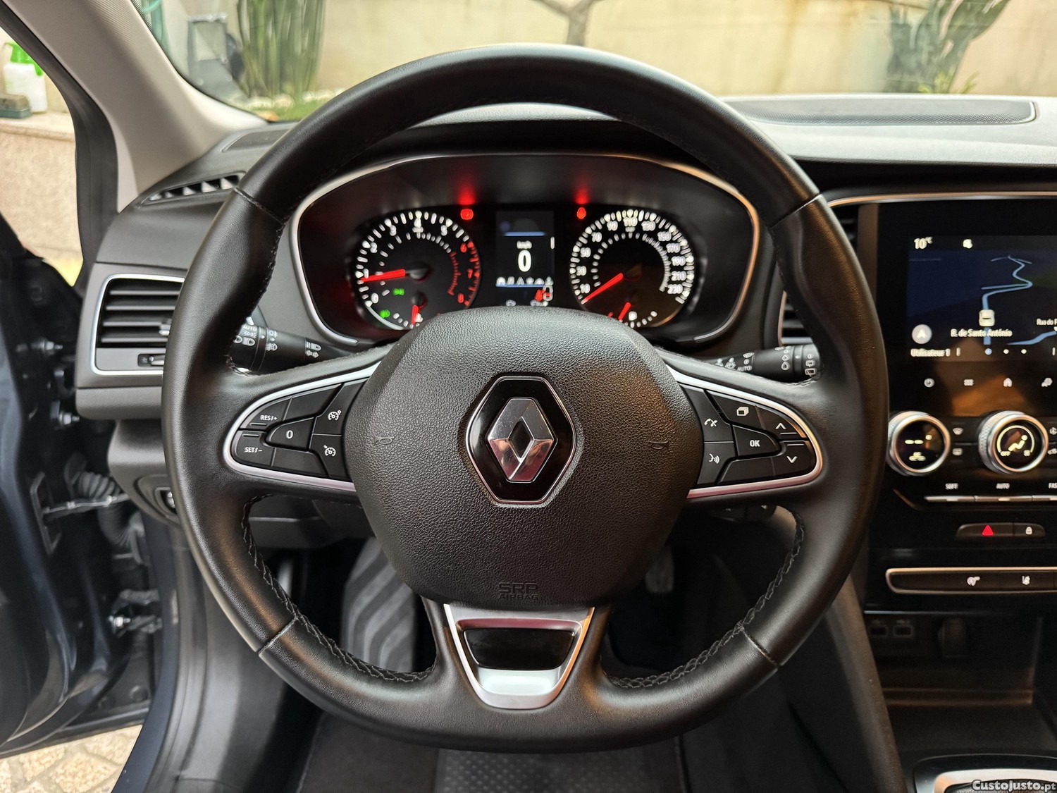 Renault Mégane 1.0 115cv 2021 23,449km — fotografia 3
