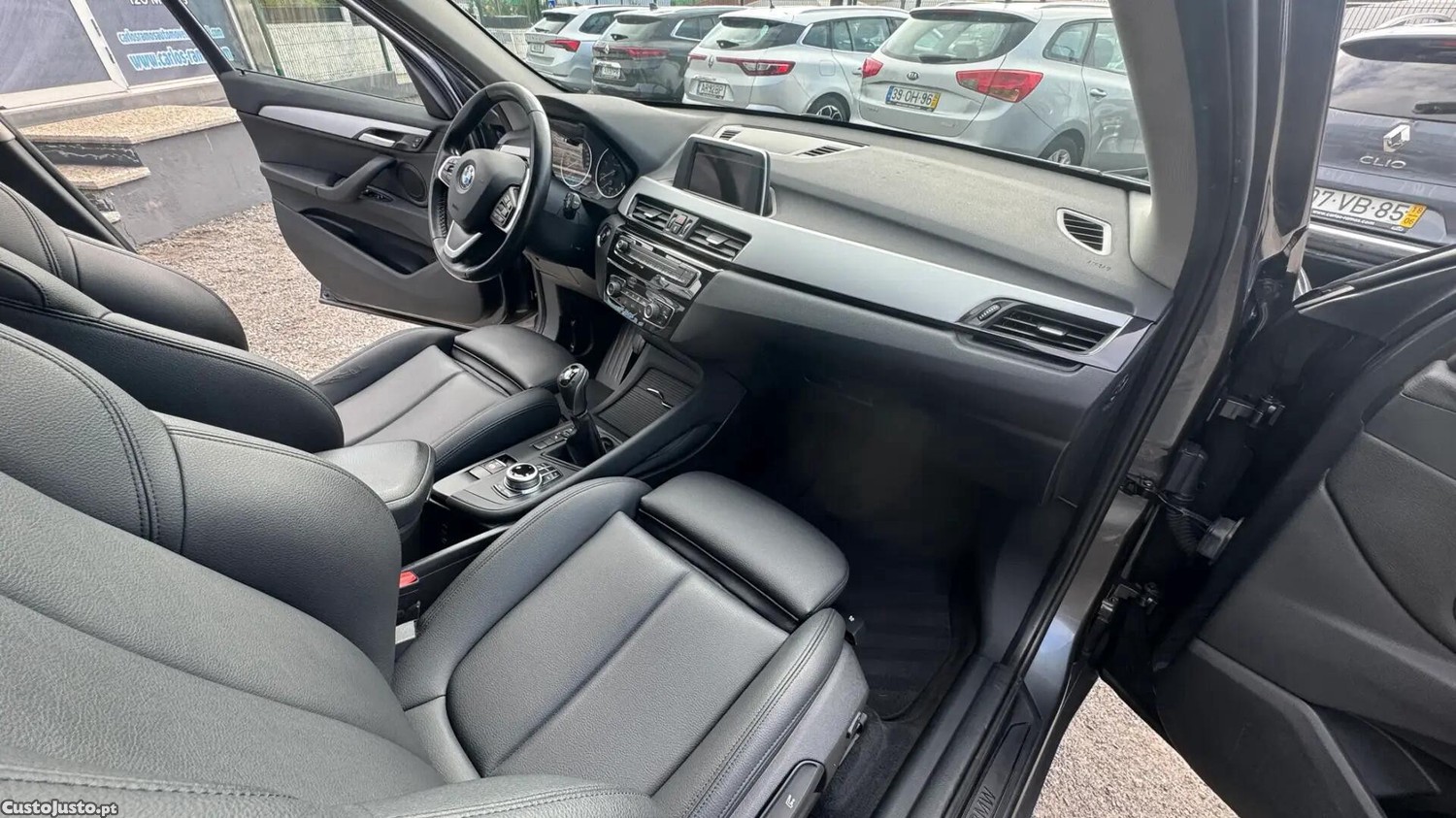BMW X1 16 d sDrive Line Sport — fotografia 14