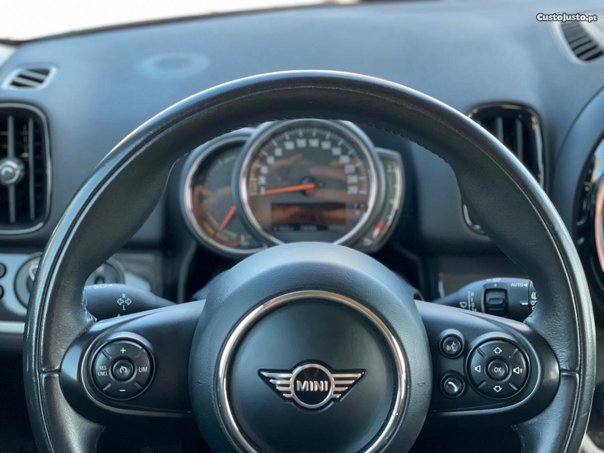 MINI Countryman Cooper SE ALL4 Auto — fotografia 5
