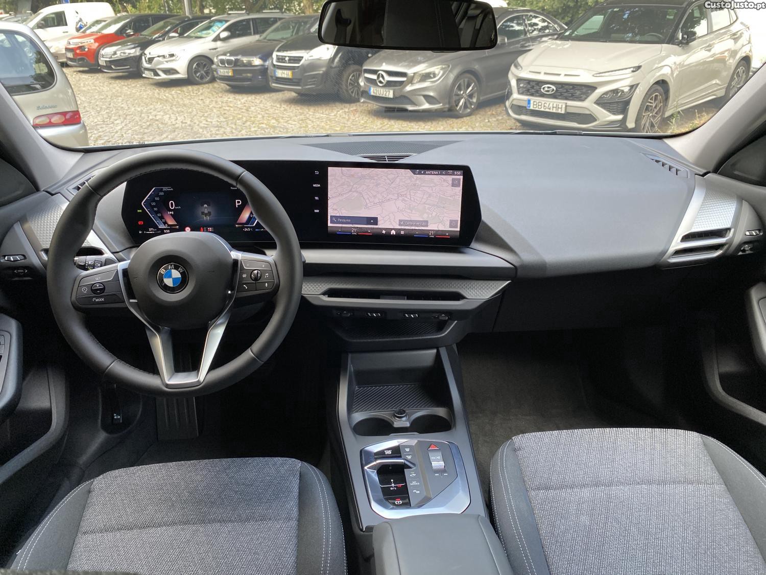 BMW 116 Pack Desportivo M — fotografia 22