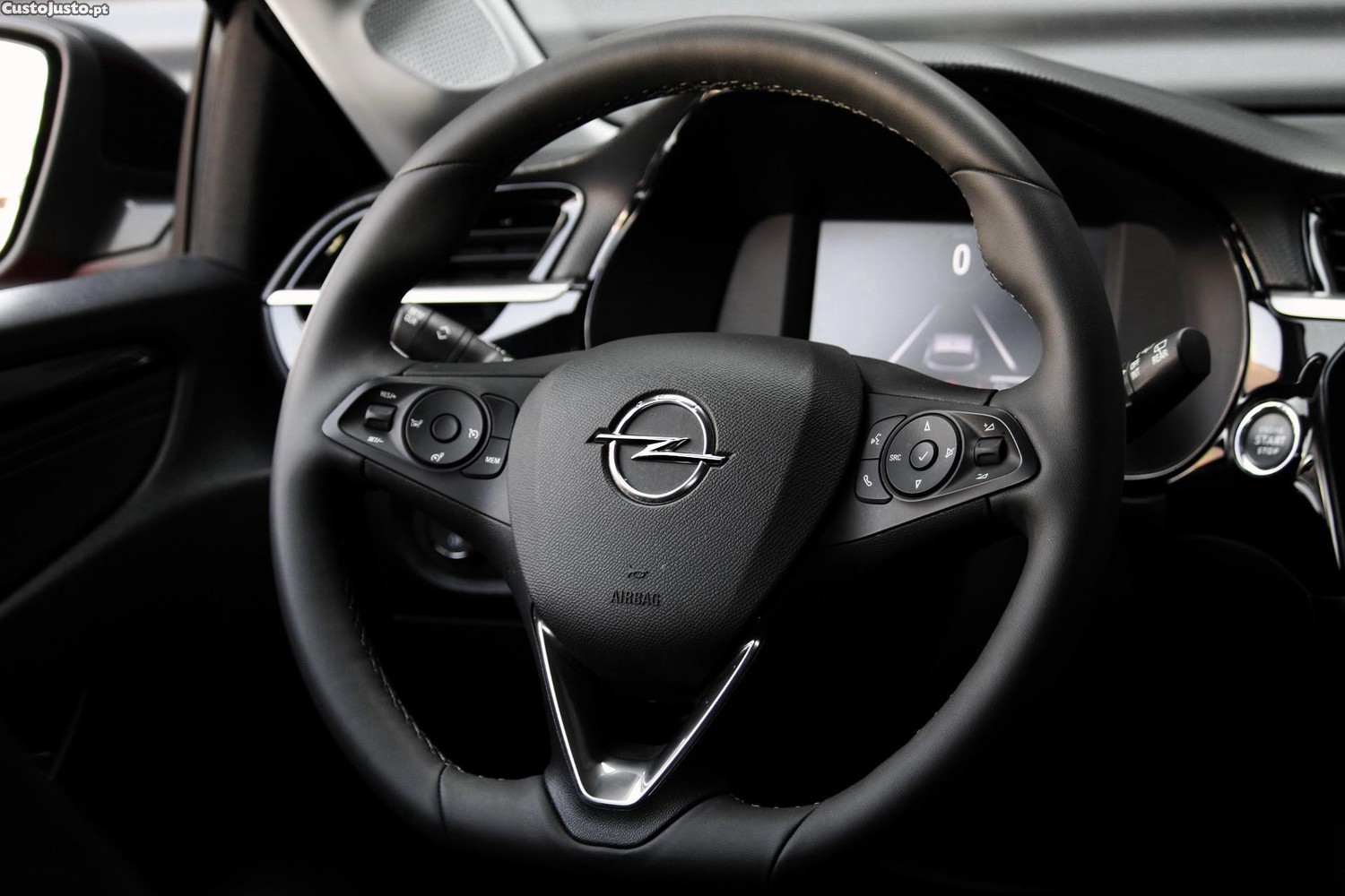 Opel Corsa e e-Elegance — fotografia 8