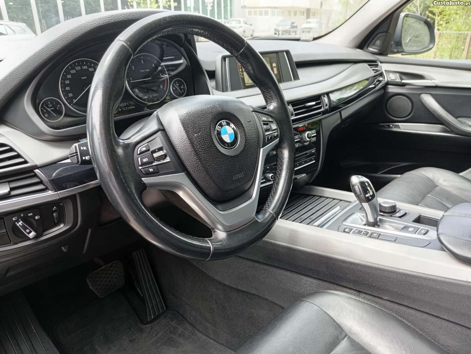 BMW X5 Sdrive 25d 7Lugares Nacional — fotografia 17