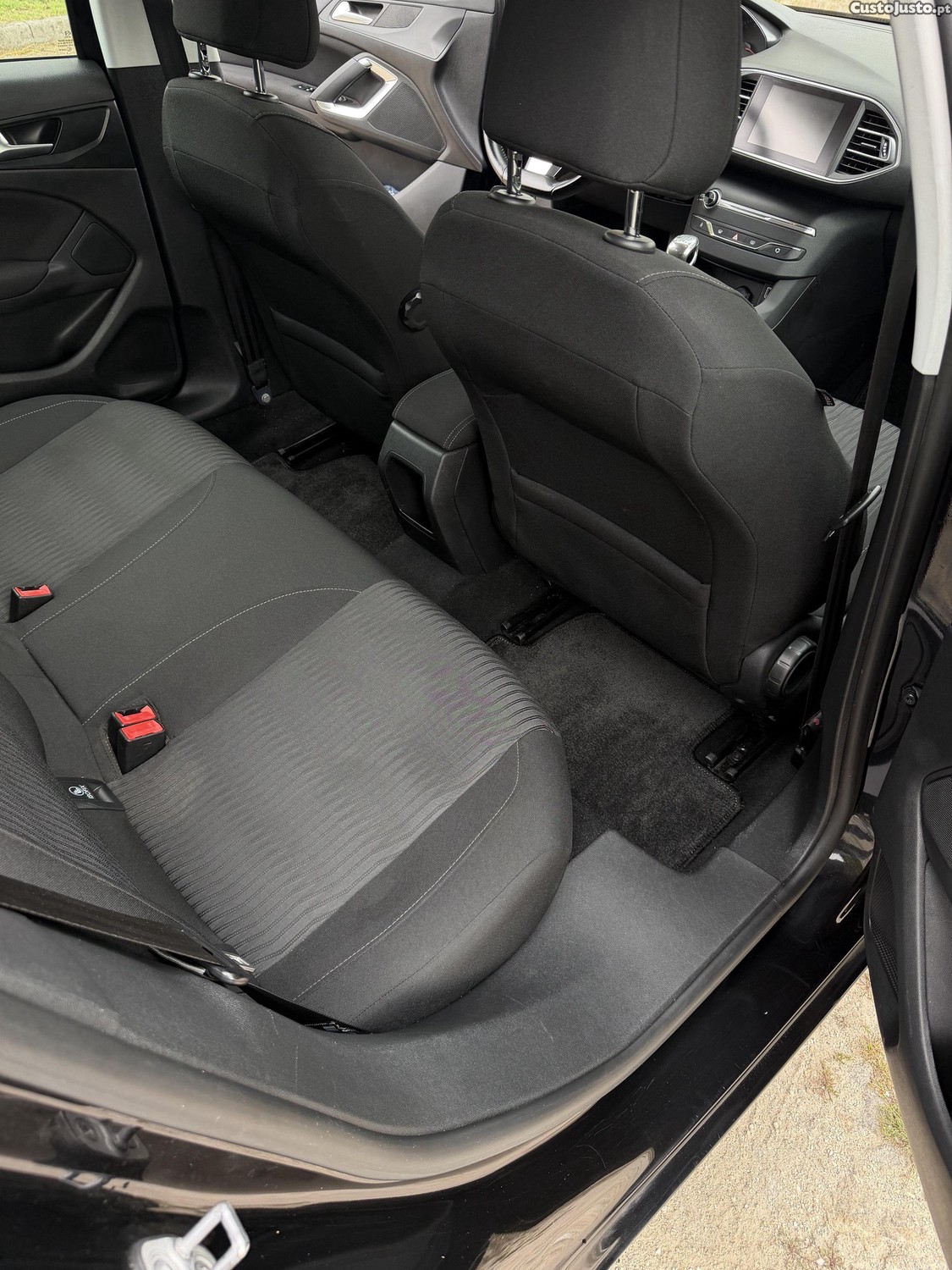 Peugeot 308 1.6 Hdi 115cv GPS — fotografia 4