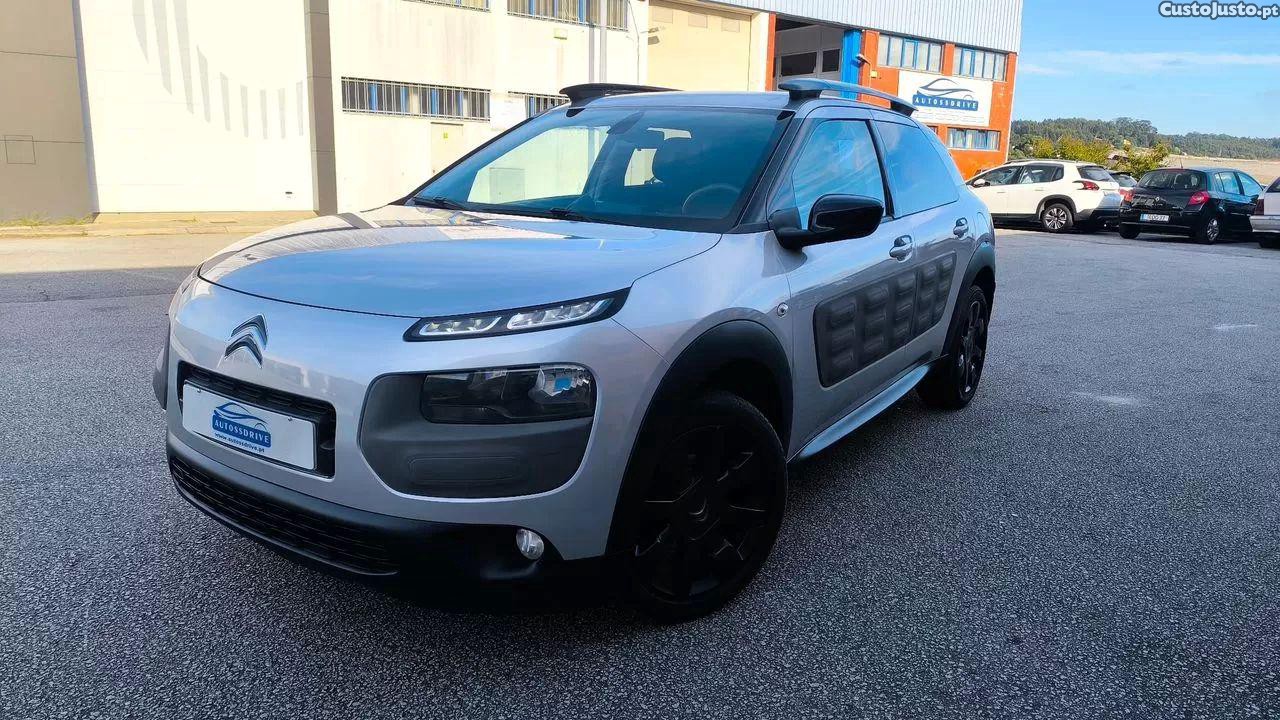 Citroën C4 1.6 bluehdi shine etg6 — fotografia 13