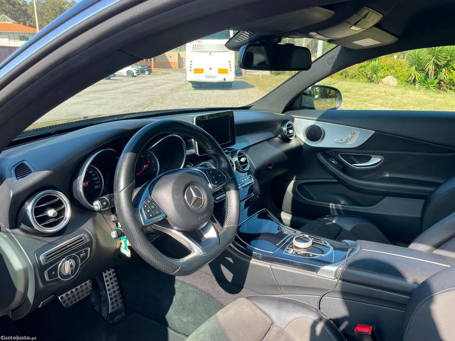 Mercedes-Benz C 250 d 9G-TRONIC AMG Line — fotografia 3