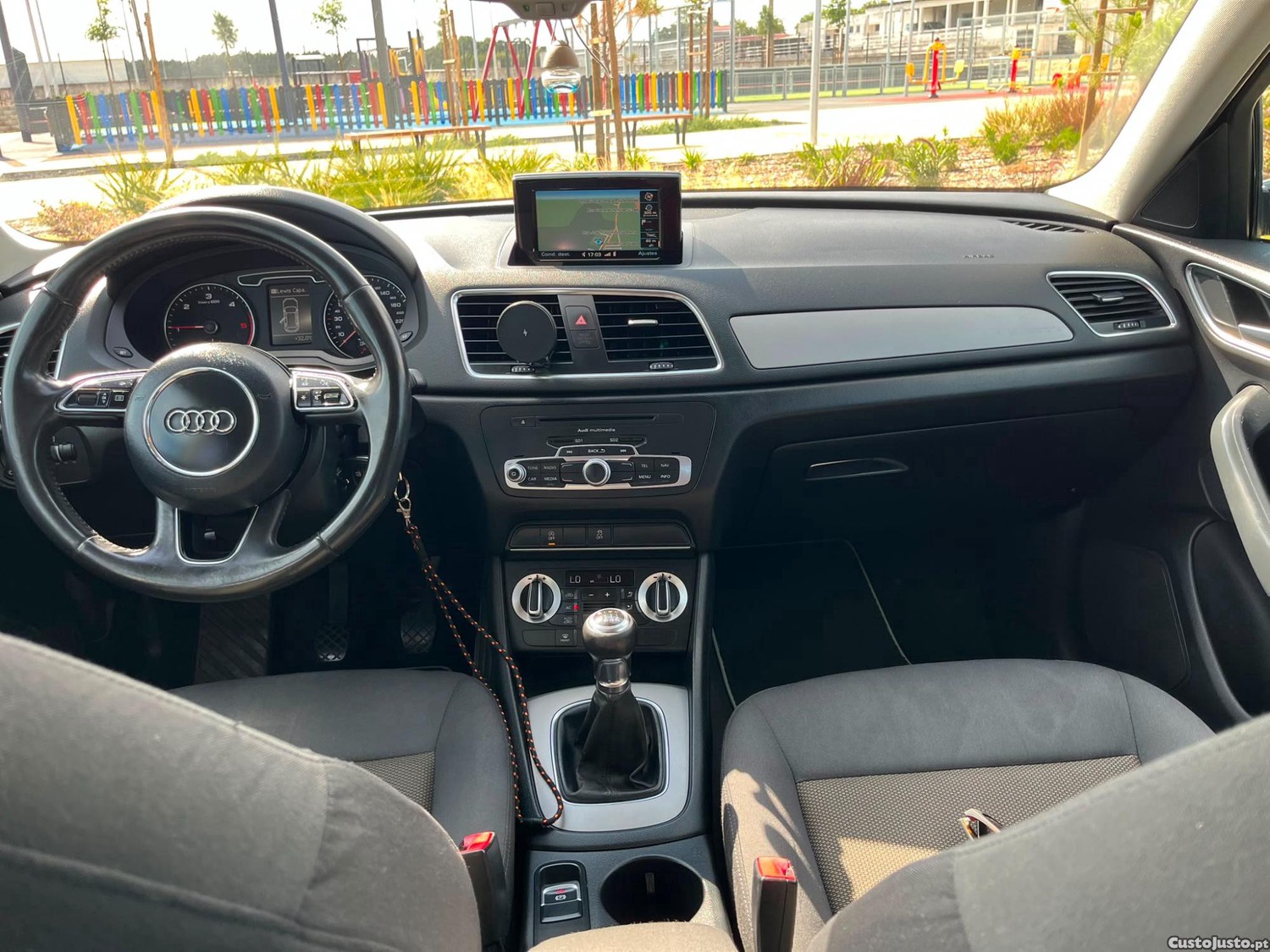 Audi Q3 2.0 TDI — fotografia 7