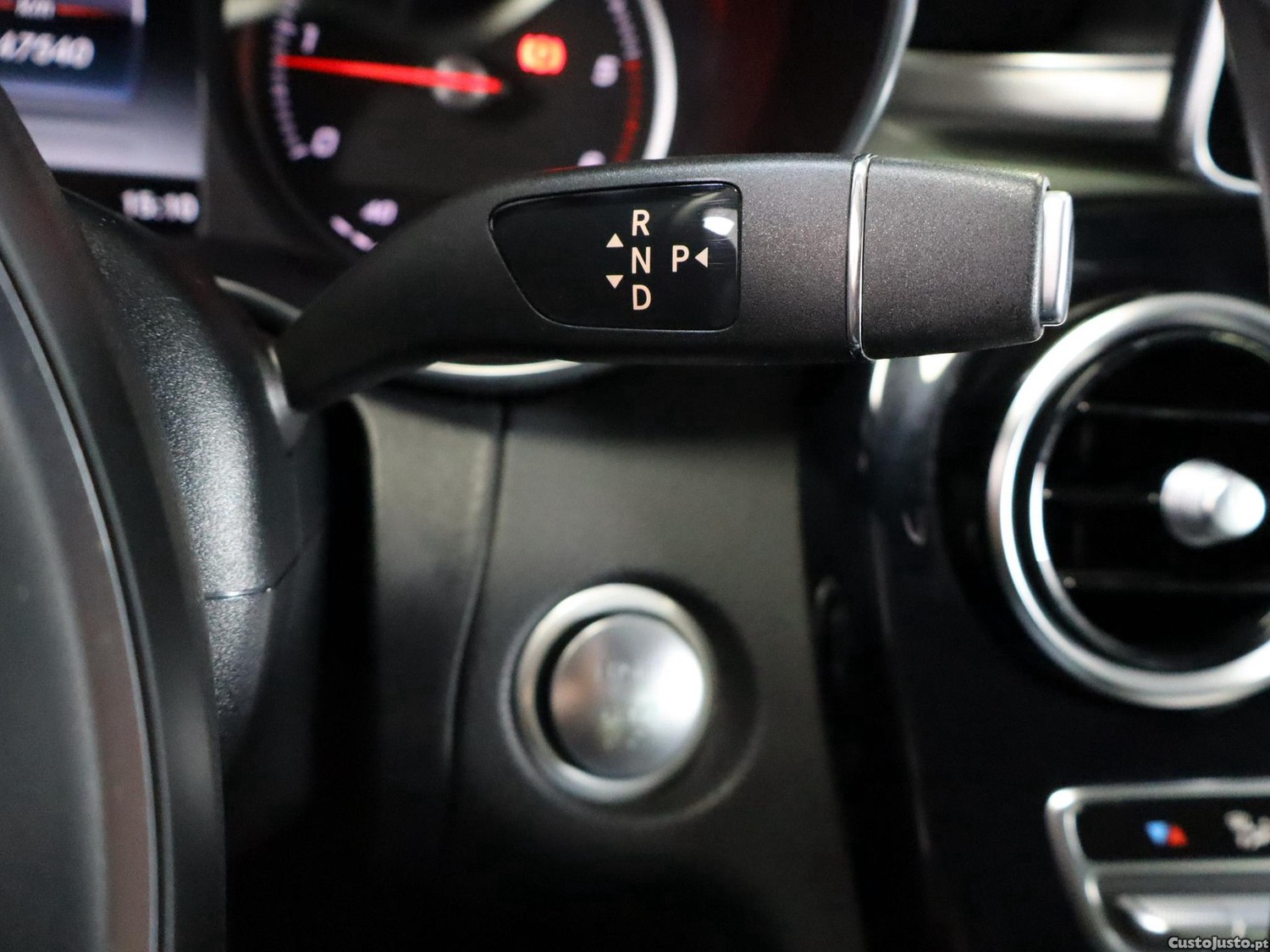 Mercedes-Benz C 220 d Avantgarde Aut. — fotografia 9