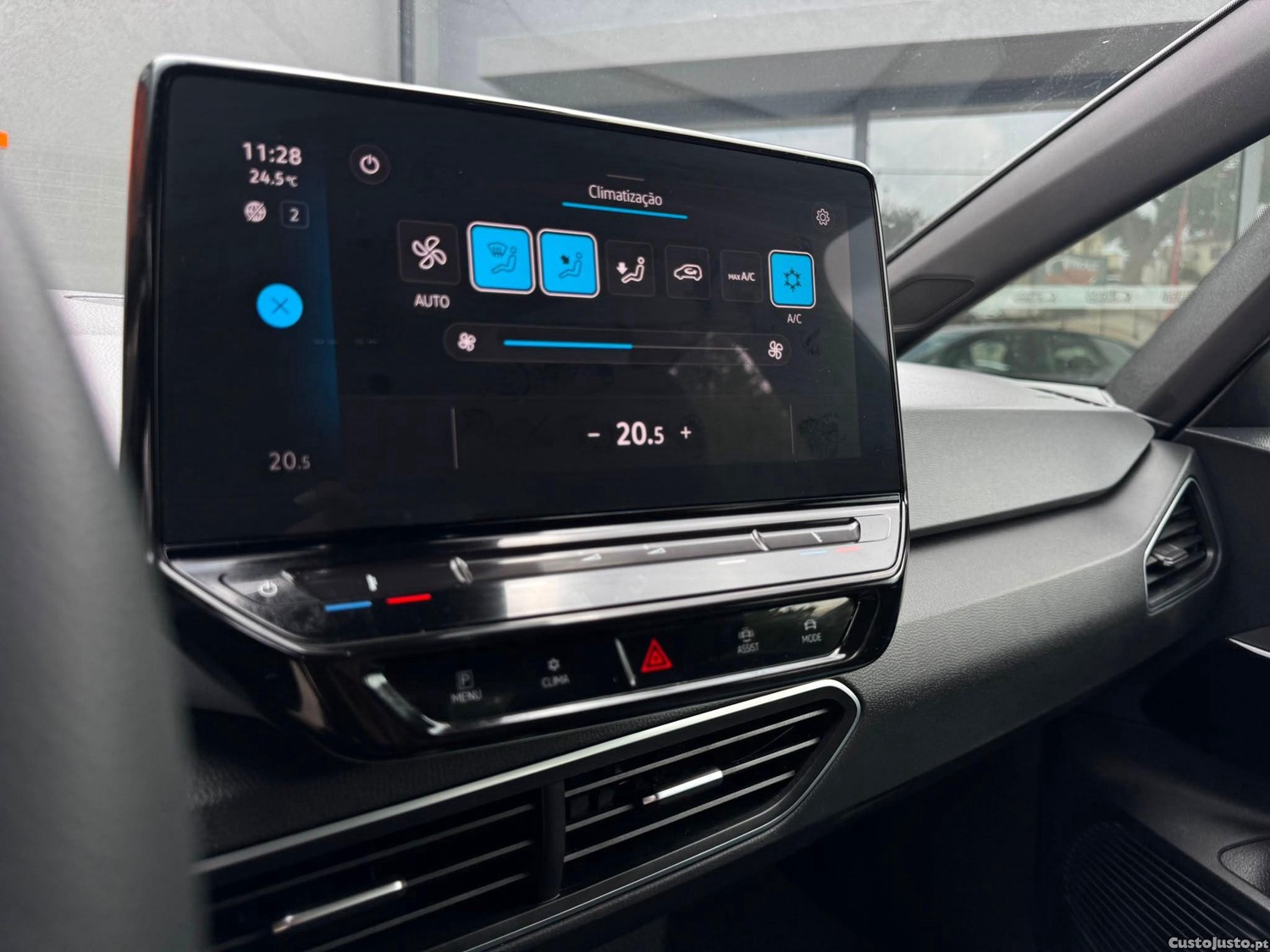 Volkswagen ID.3 Pro — fotografia 18