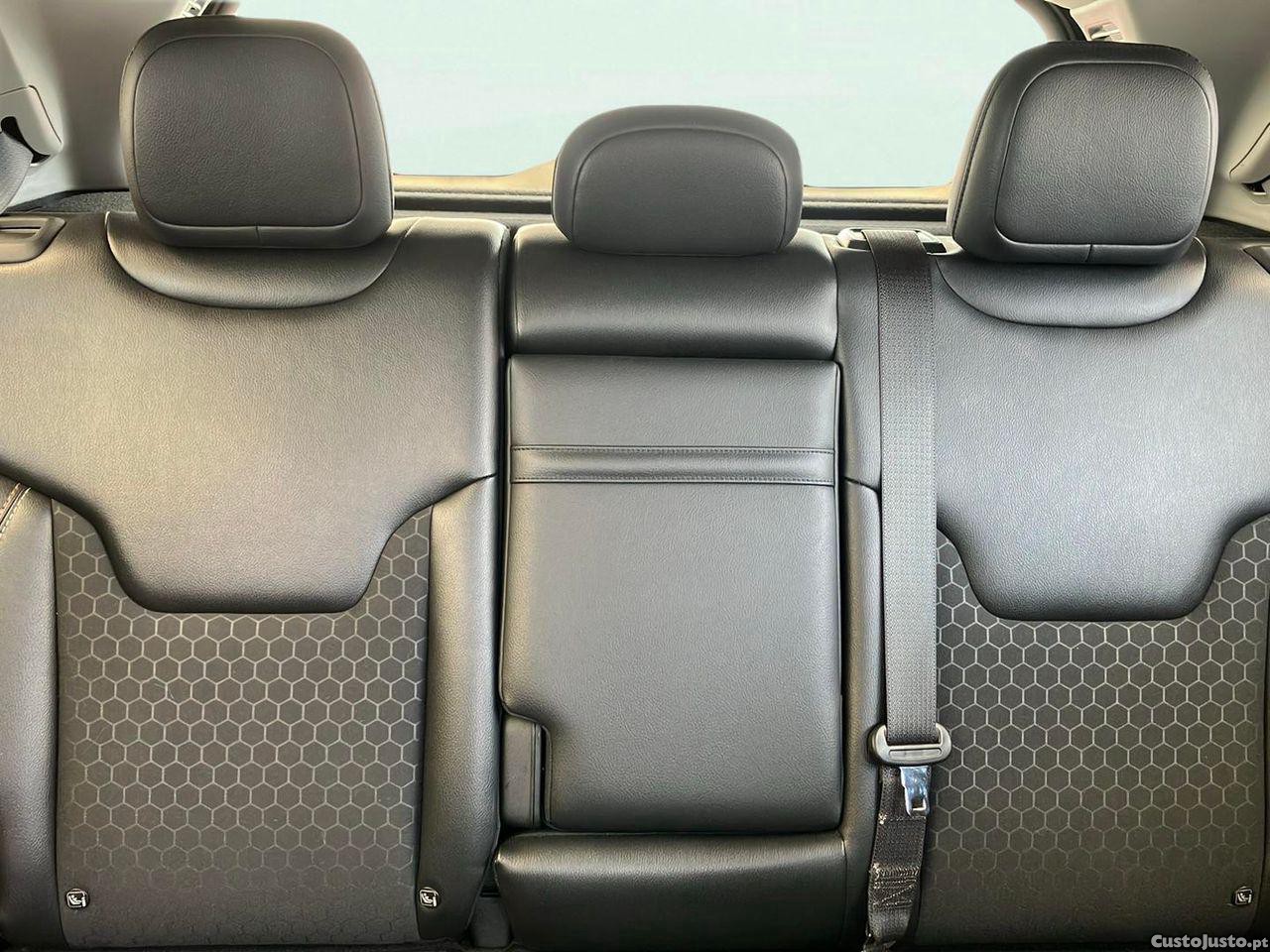 Jeep Compass 1.6 M-Jet Longitude — fotografia 3