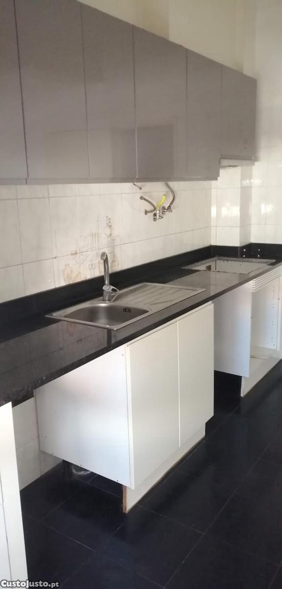 T2 + 2wc Caneças