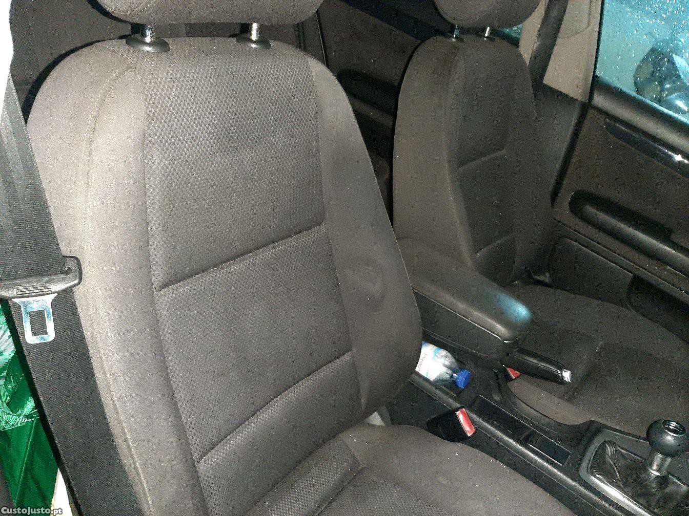 Audi A4 1.9tdi 130cv — fotografia 3