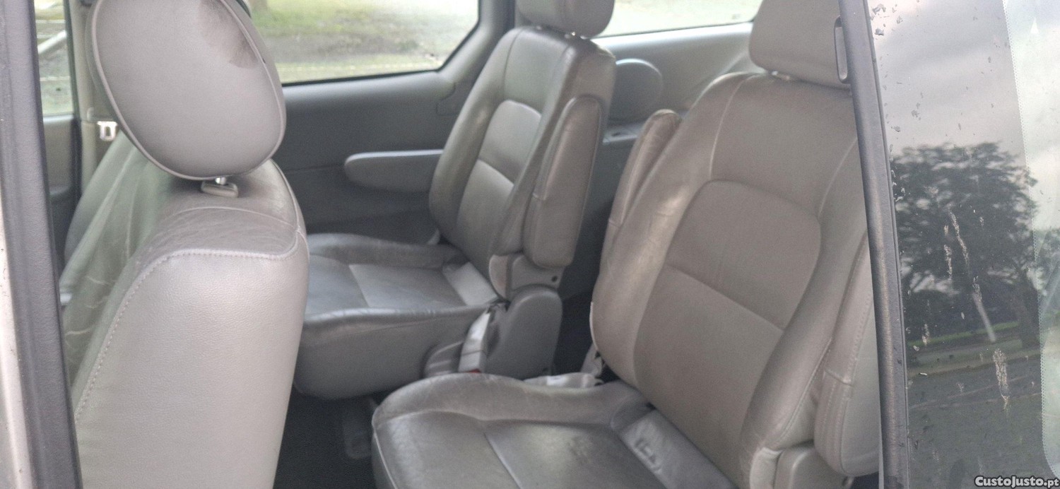 Kia Carnival carnival — fotografia 4