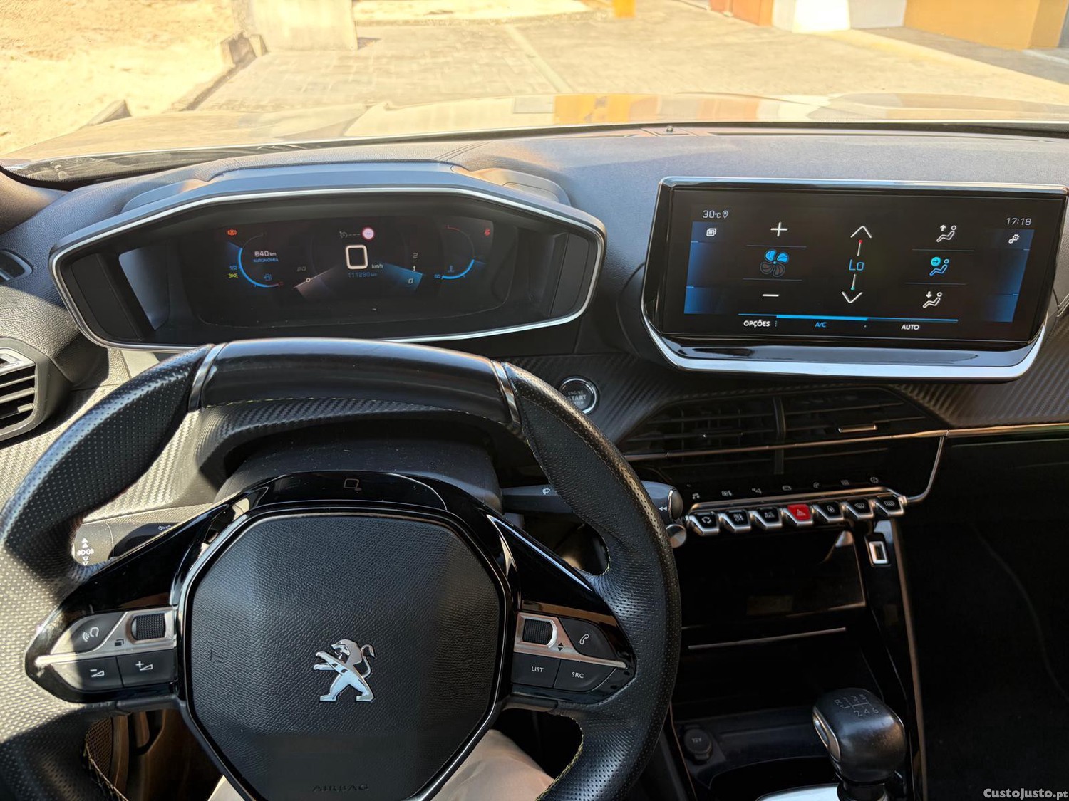 Peugeot 2008 GT Line 1.5 BlueHDi 110cv — fotografia 7