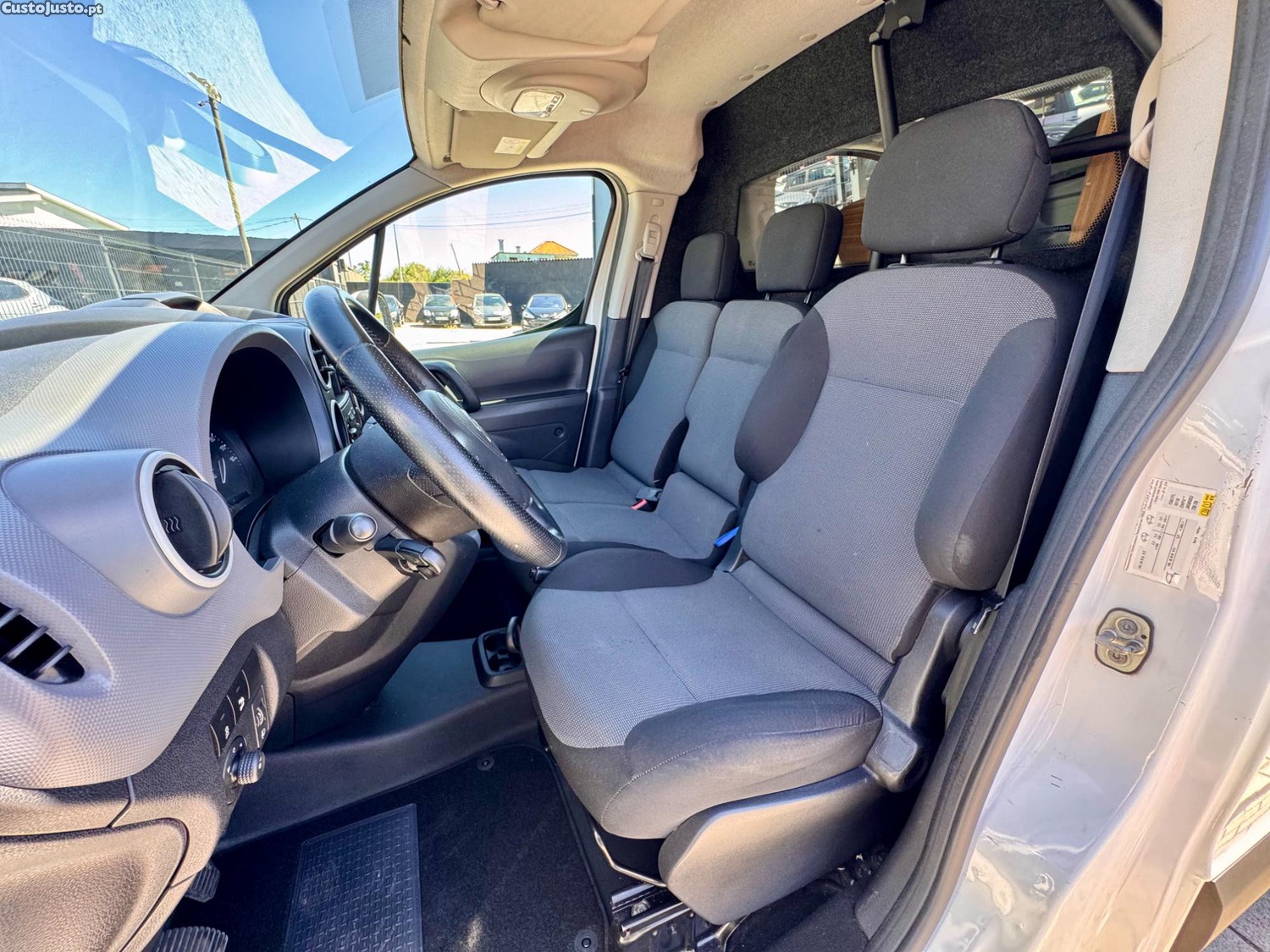 Citroën Berlingo 1.6 HDi - 3 Lugares — fotografia 5
