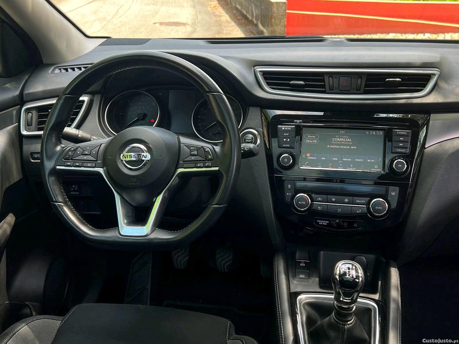 Nissan Qashqai 1.5 dCi N-CONNECTA — fotografia 6