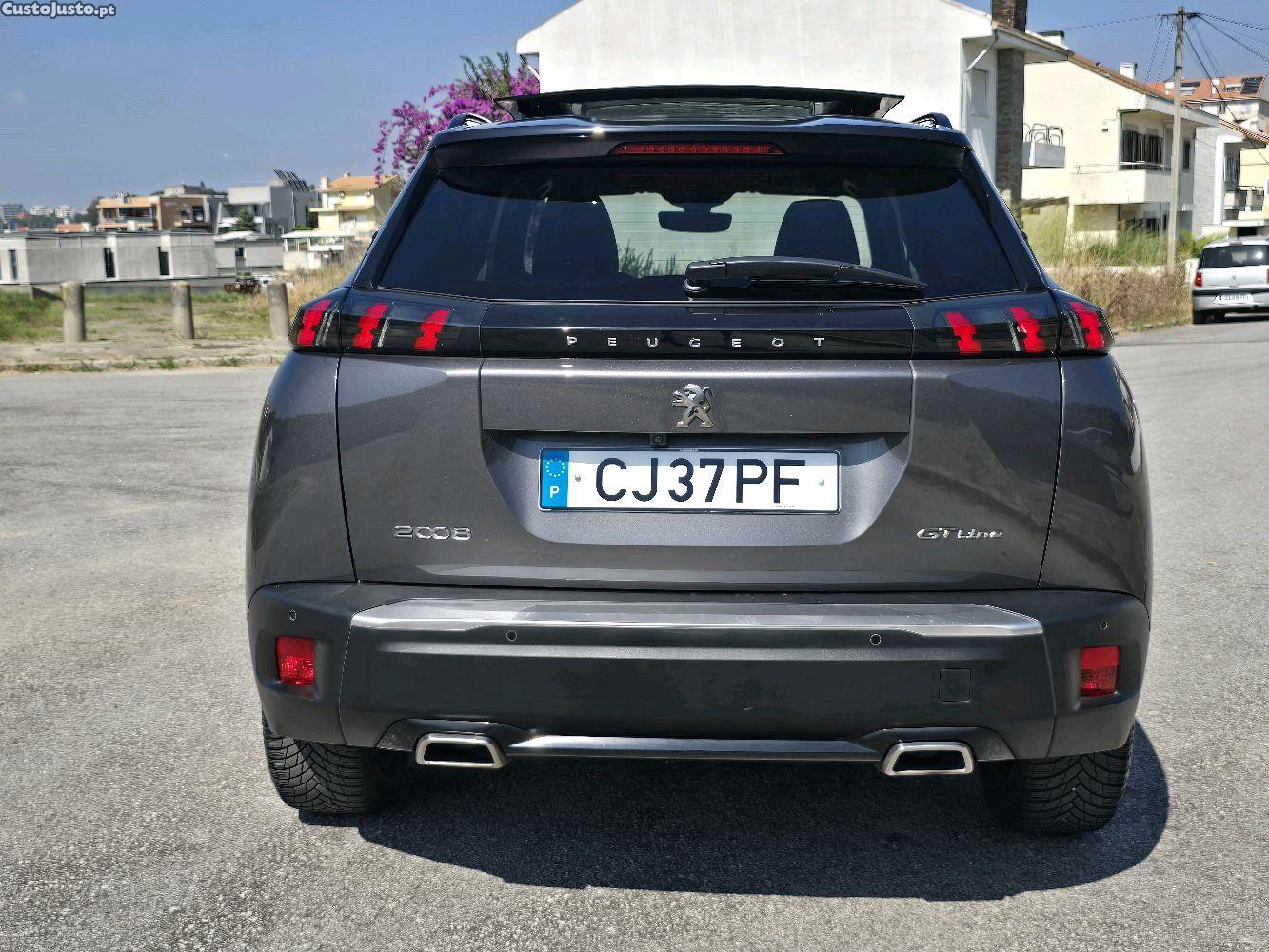 Peugeot 2008 GT-line - 20 foto 2