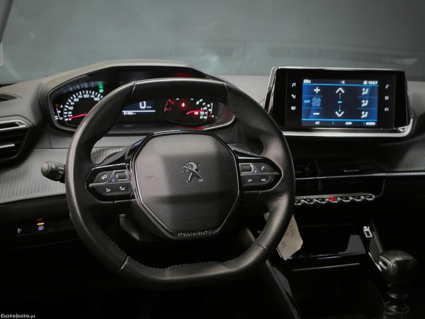 Peugeot 2008 PureTech 100 Allure — fotografia 6