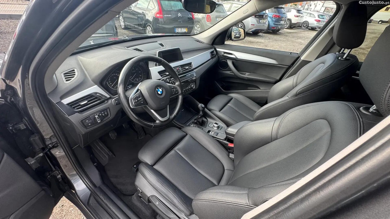 BMW X1 16 d sDrive Line Sport — fotografia 17