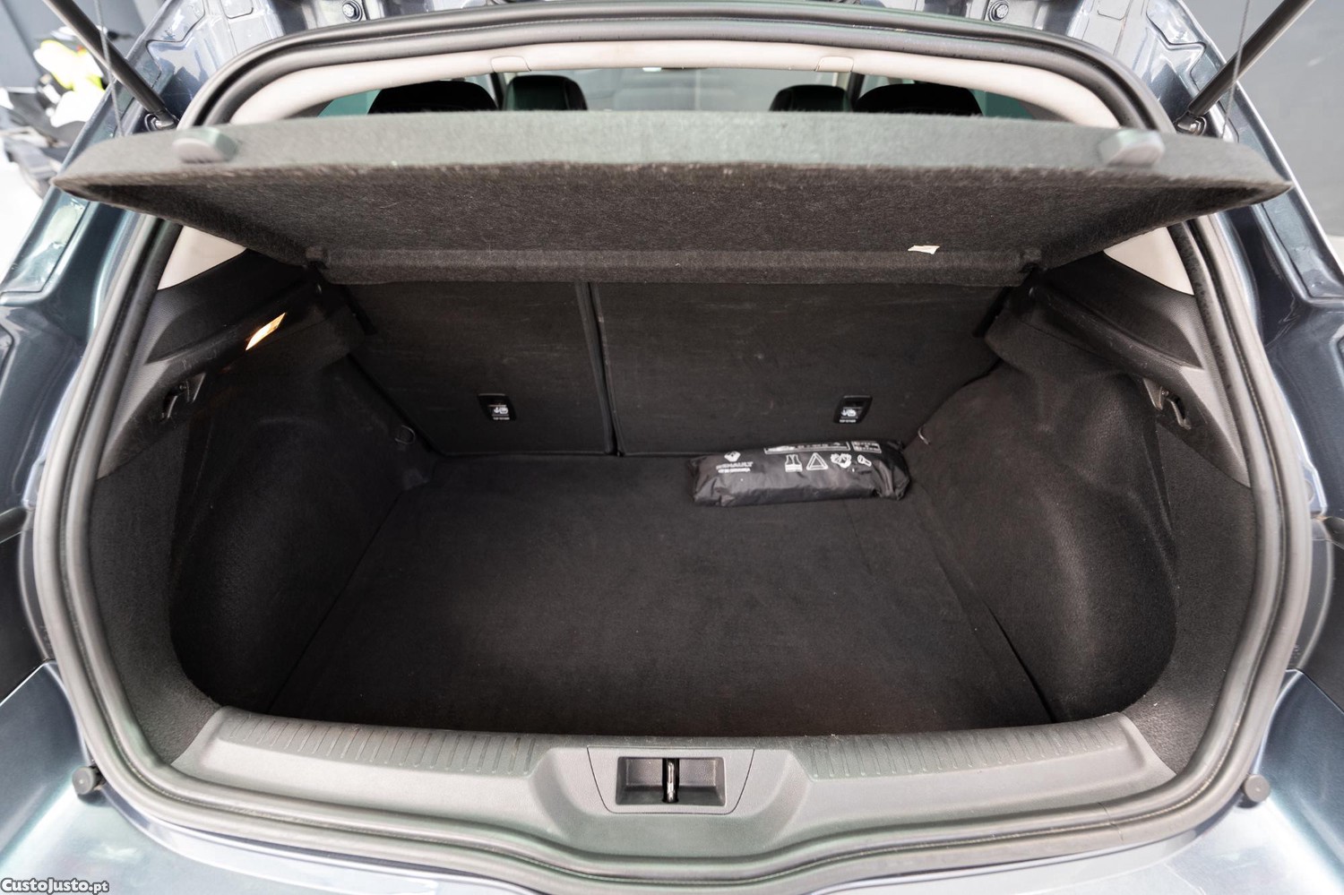 Renault Mégane 1.5 dCi Bose Edition — fotografia 3