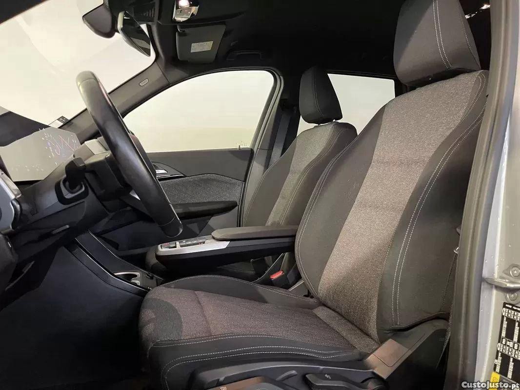 BMW iX1 Xdrive30 — fotografia 24