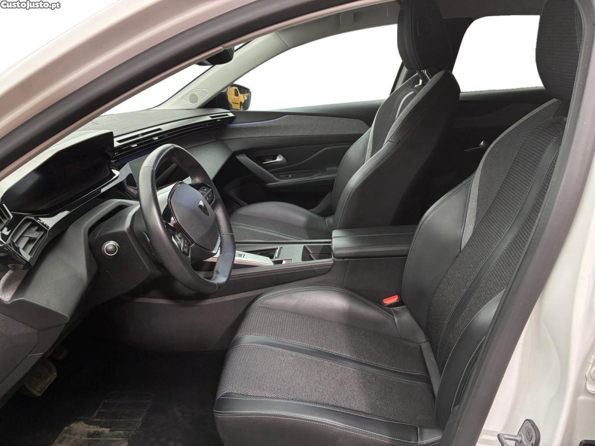 Peugeot 308 1.6 Hybrid Allure e-EAT8 — fotografia 9