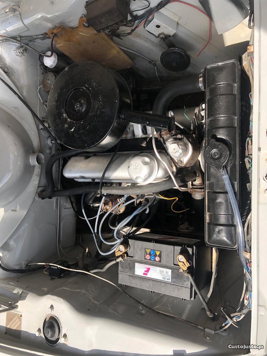 Ford  Cortina 1.2 Deluxe — photo 4