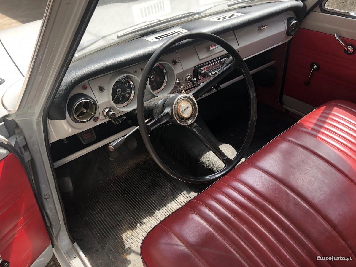 Ford  Cortina 1.2 Deluxe — photo 5