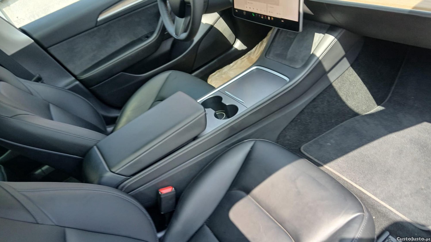 Tesla Model 3 Long Range Dual Motor — fotografia 3