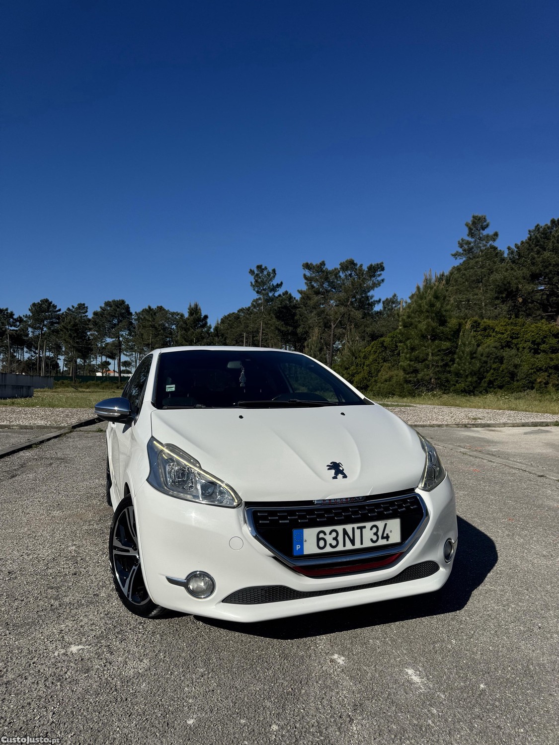 Peugeot 208 GTi 1.6 Thp - 13 foto 2