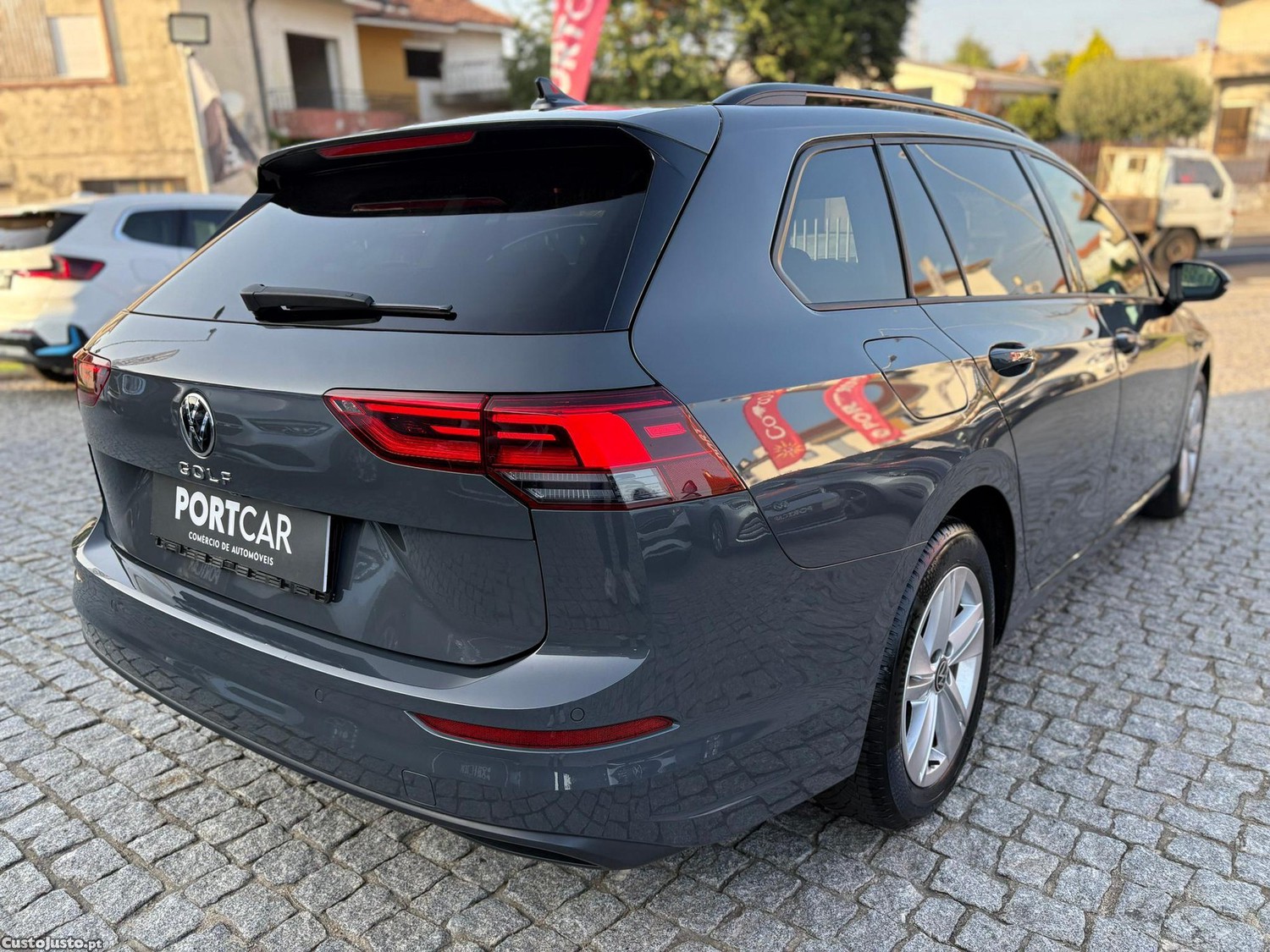 Volkswagen Golf Variant 1.0 TSI Life — fotografia 15