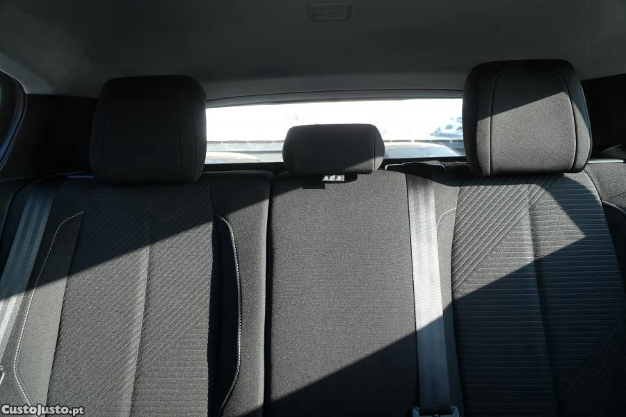 Peugeot 308 1.2 PureTech Active — fotografia 3