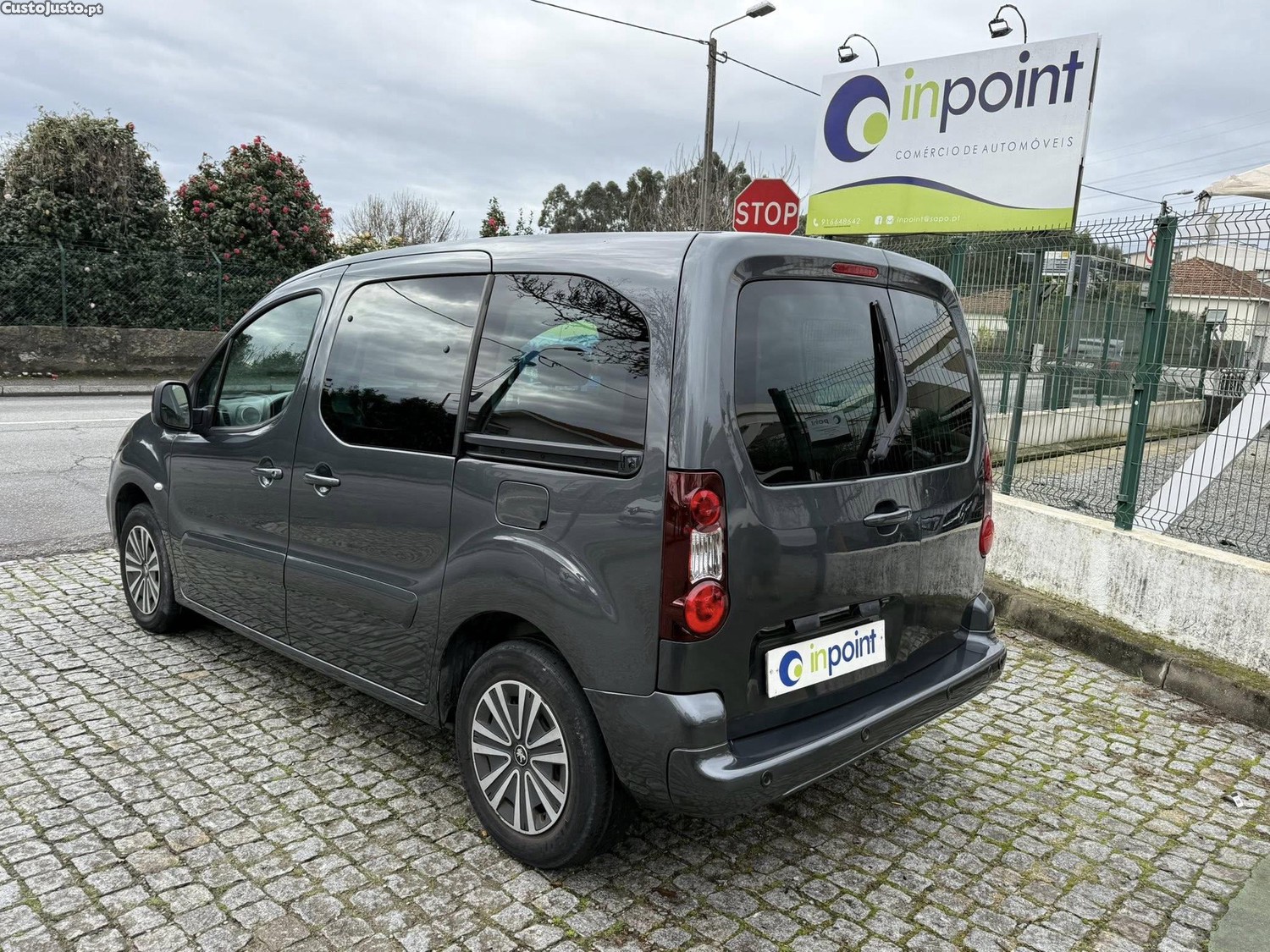 Peugeot Partner 1.6 HDI Style 5 Lugares - 18 foto 4