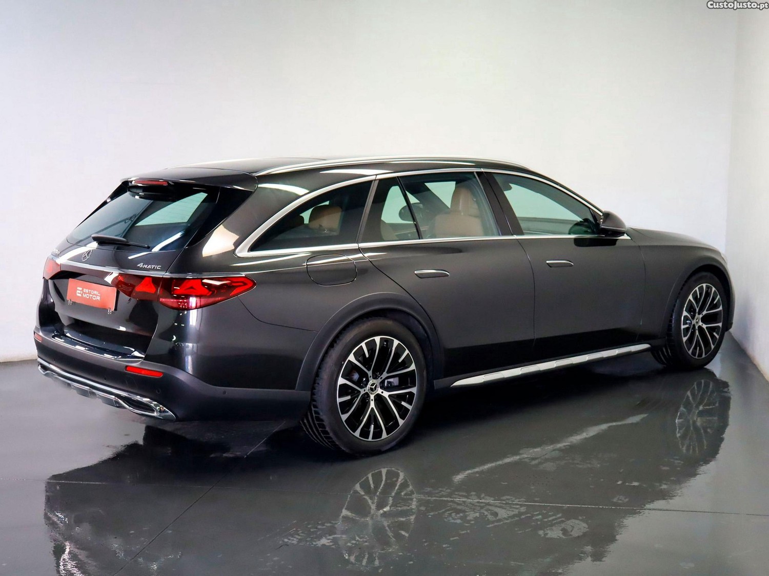 Mercedes-Benz E 300 de 4Matic All-Terrain - 25 — photo 2