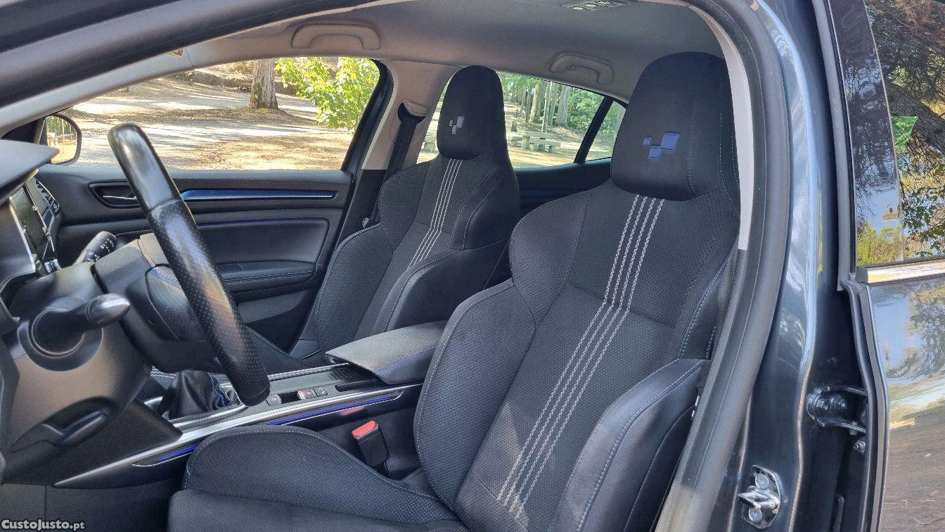 Renault Mégane 1.5dci GTline — fotografia 4