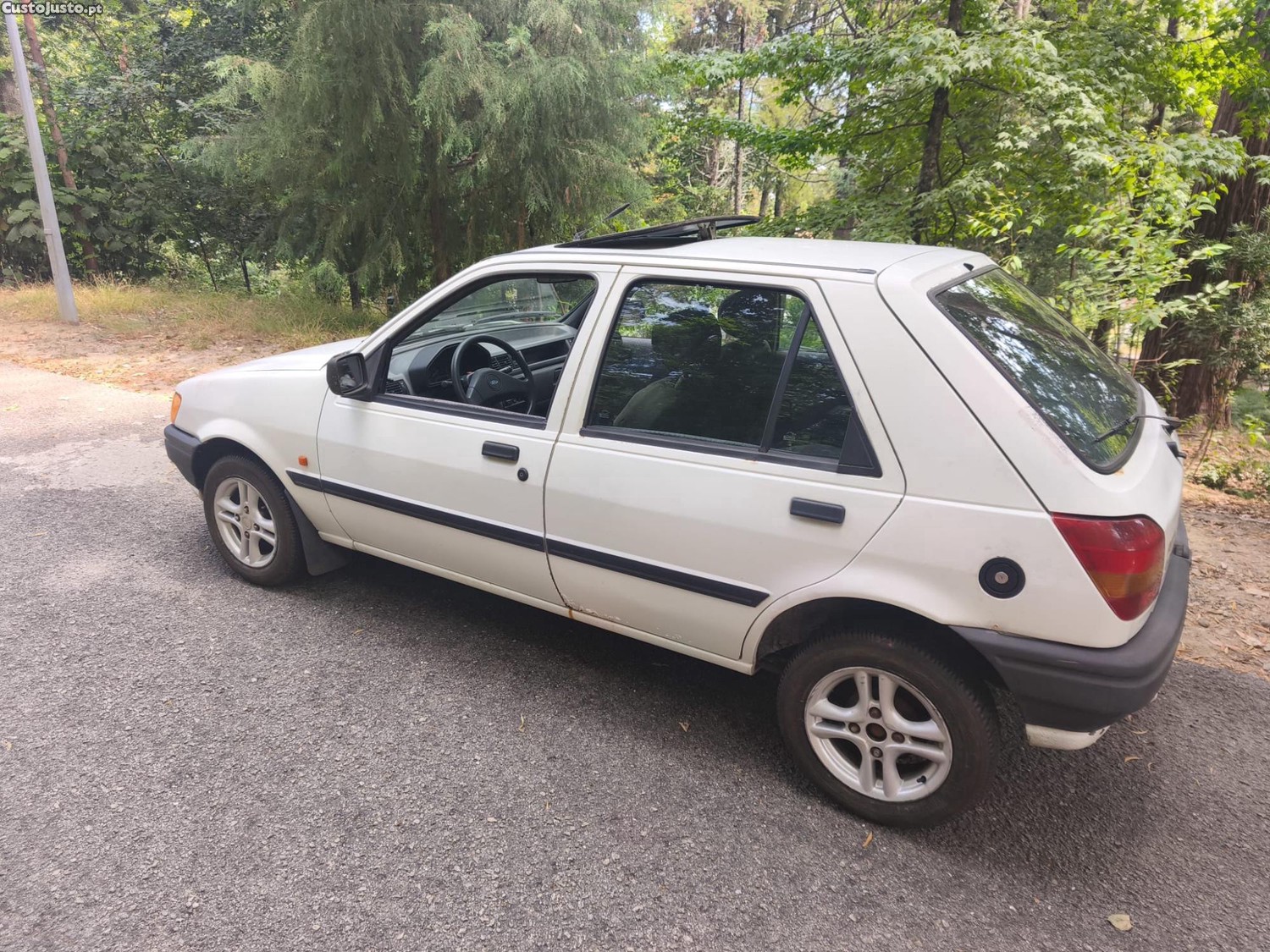Ford Fiesta MK3 - 1.1 CLX — fotografia 9