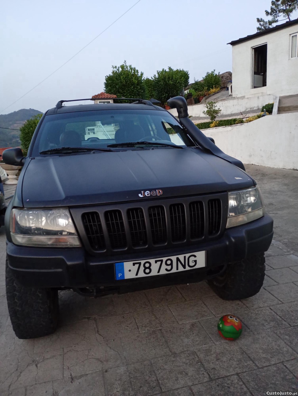 Jeep Grand Cherokee Laredo — fotografia 3