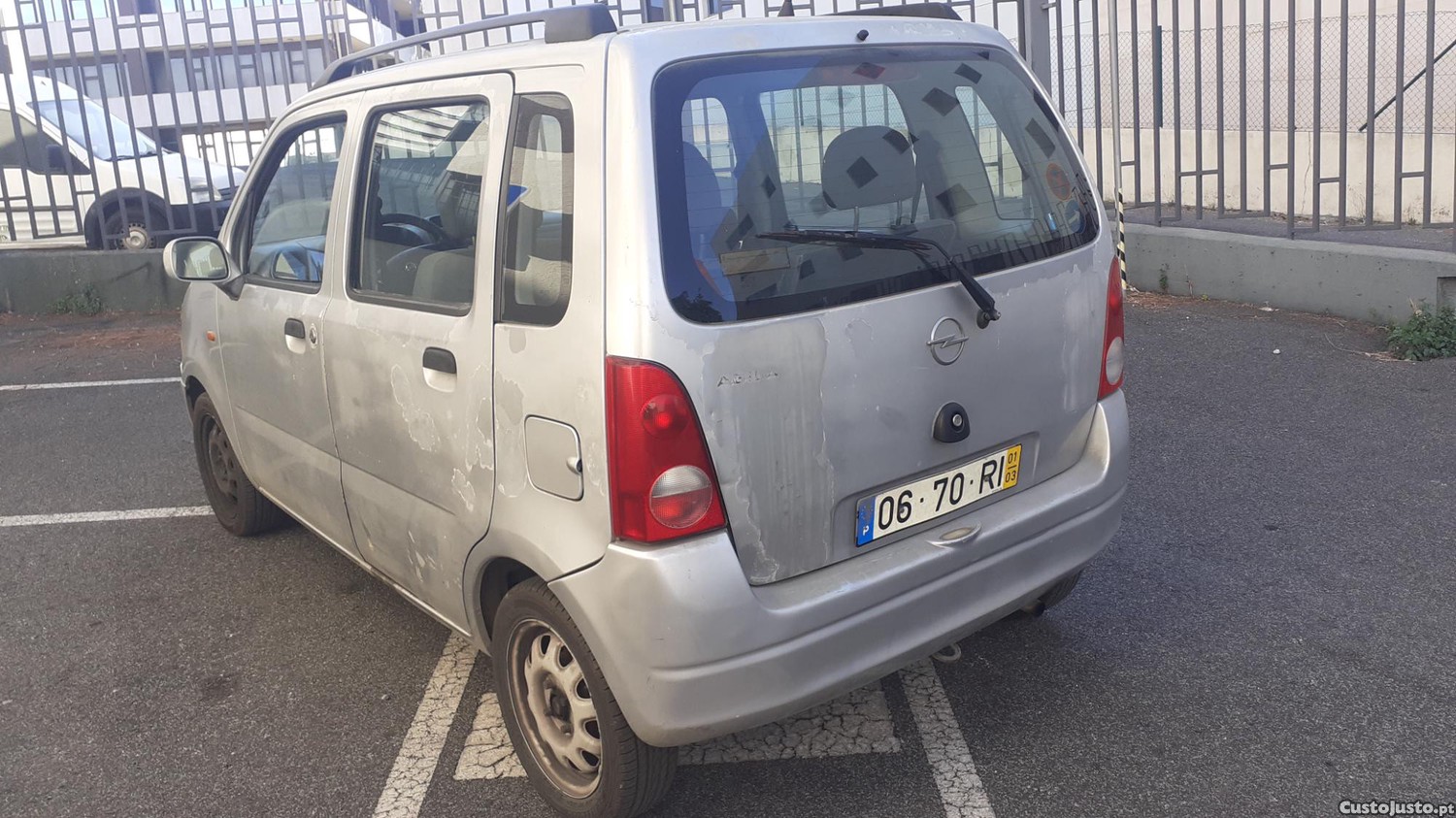 Opel Agila - A — fotografia 4