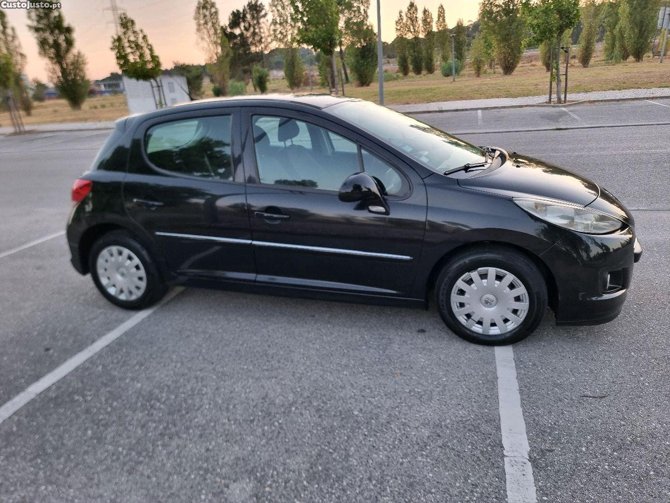 Peugeot 207 1.6 hdi — fotografia 6