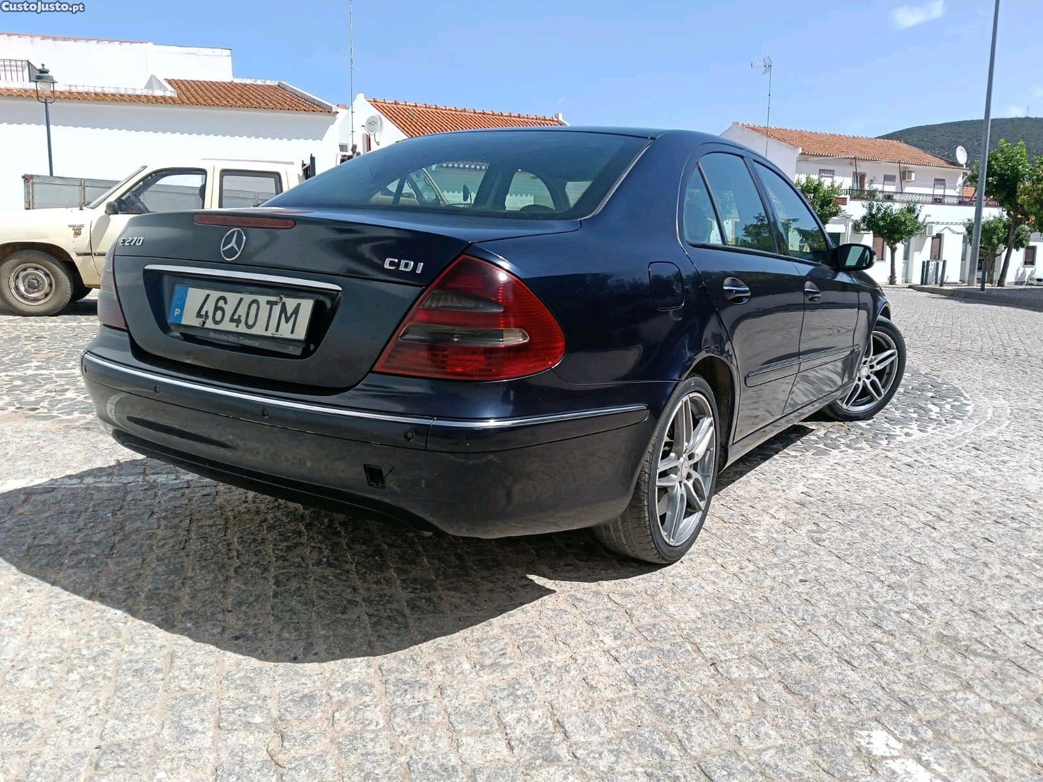 Mercedes-Benz Classe E Elegance — fotografia 4