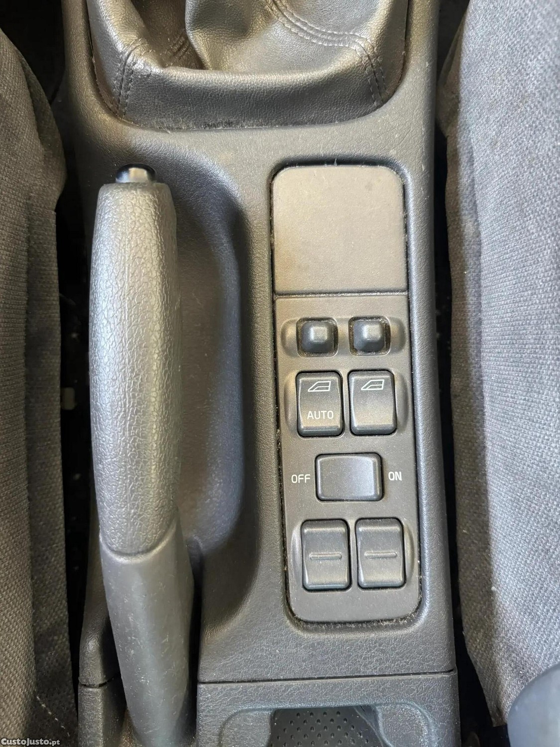 Volvo S40 1.6 — fotografia 3