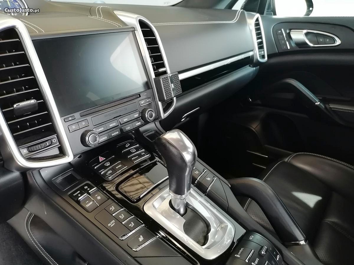 Porsche Cayenne S E-Hybrid Platinum - 16 — photo 5