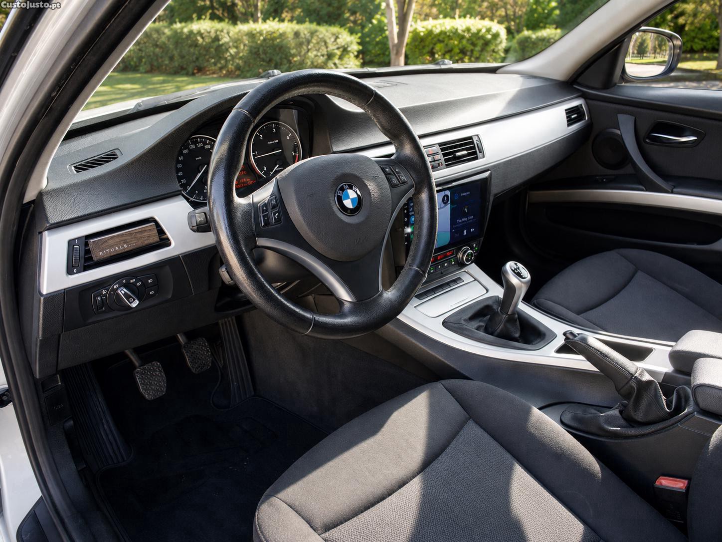 BMW 316 LCI EfficientDynamics Nacional — fotografia 5