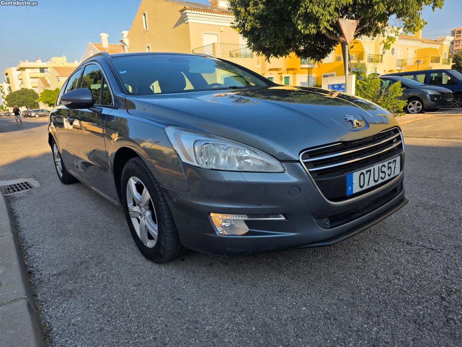 Peugeot 508 Sw 1.6 hdi automático — fotografia 2