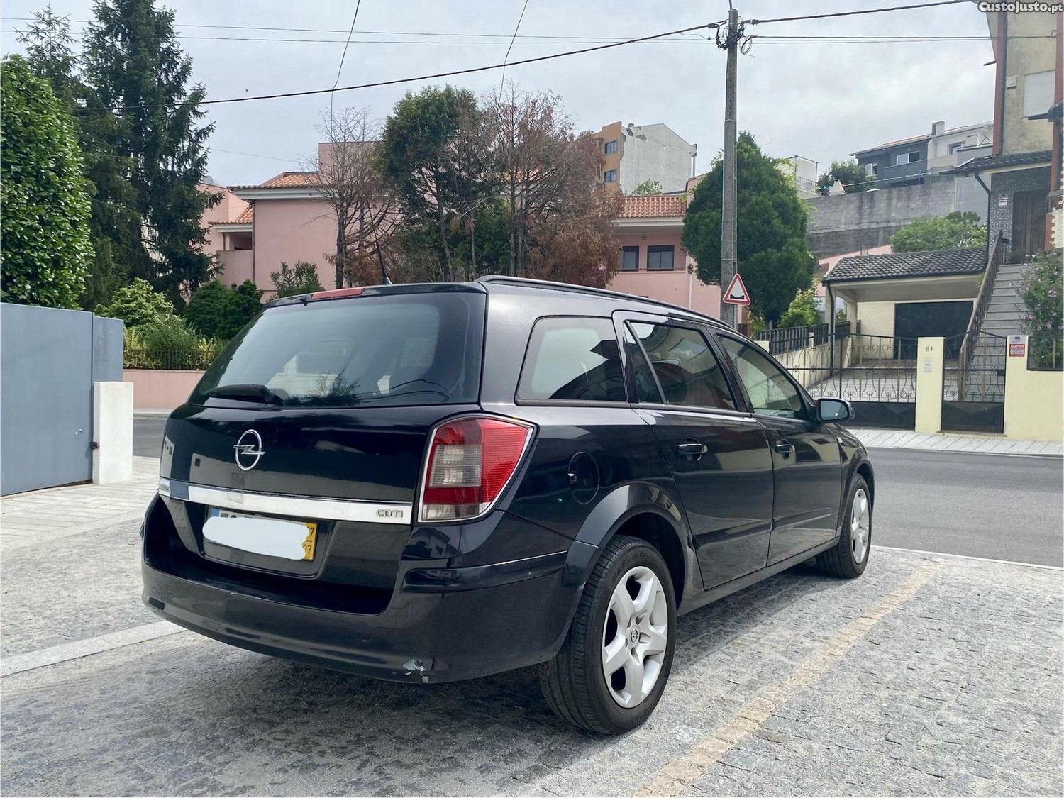 Opel Astra 1.3CDTI 95CV — fotografia 8