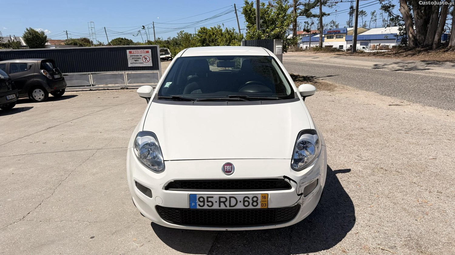 Fiat Punto 1.3 D Multijet de 2016 — fotografia 16