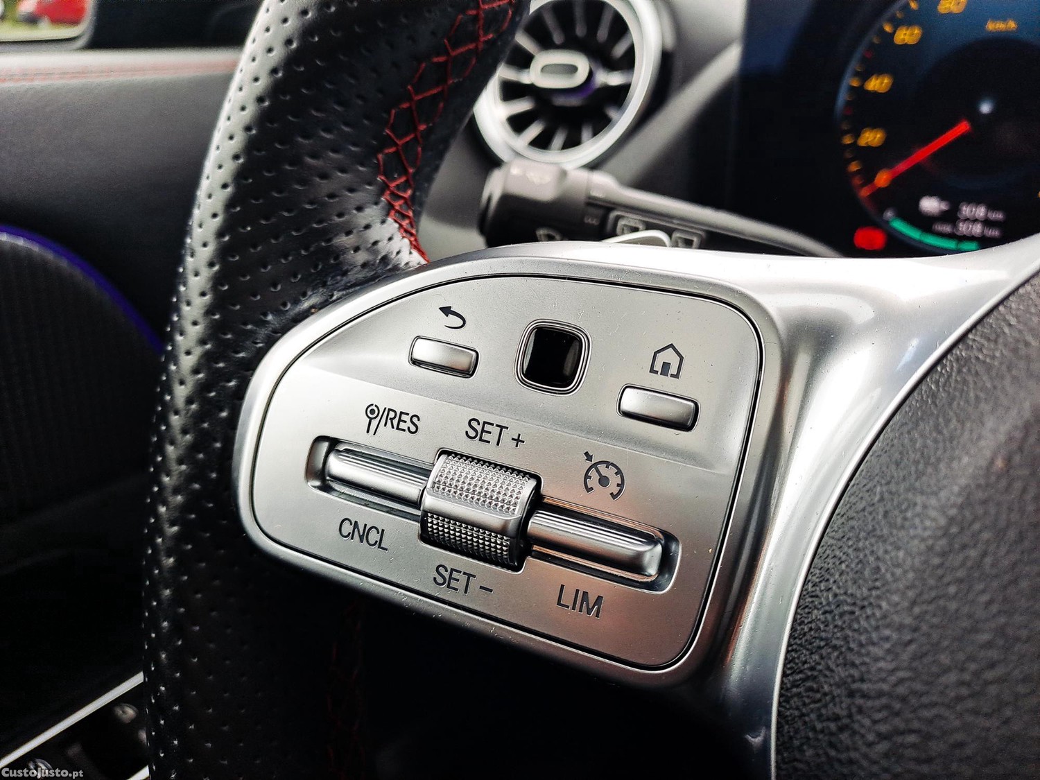 Mercedes-Benz EQA AMG LINE 190CV ELETRICO 2023 — fotografia 16