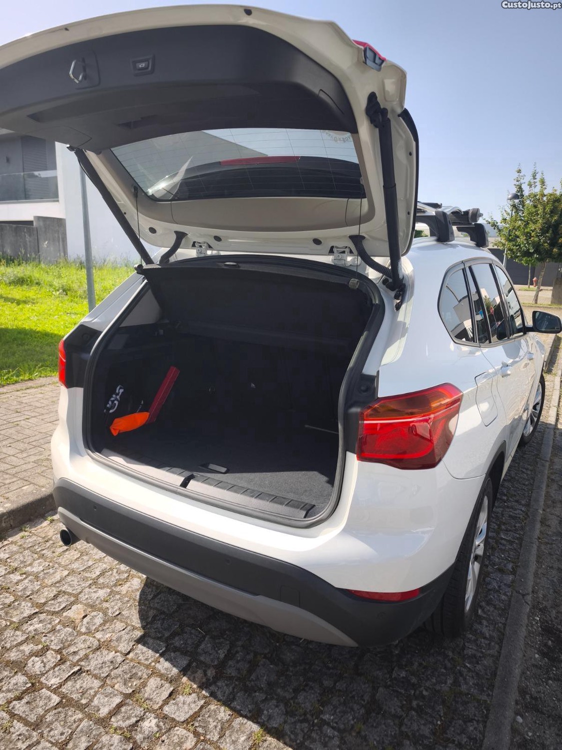 BMW X1 Sdrive16d — fotografia 3