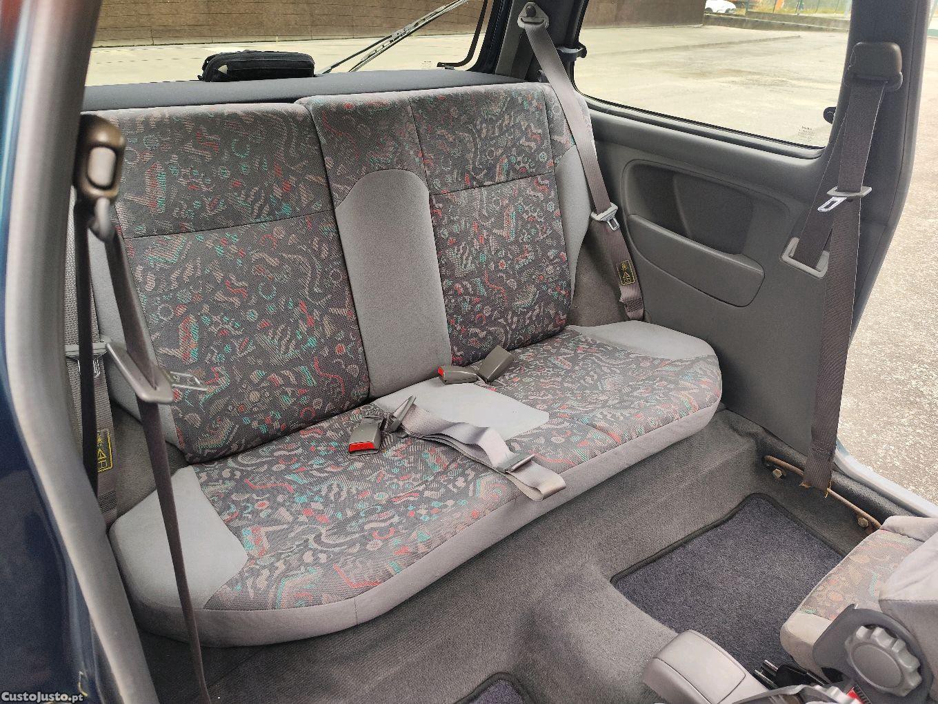 Nissan Micra 1.0 — fotografia 3