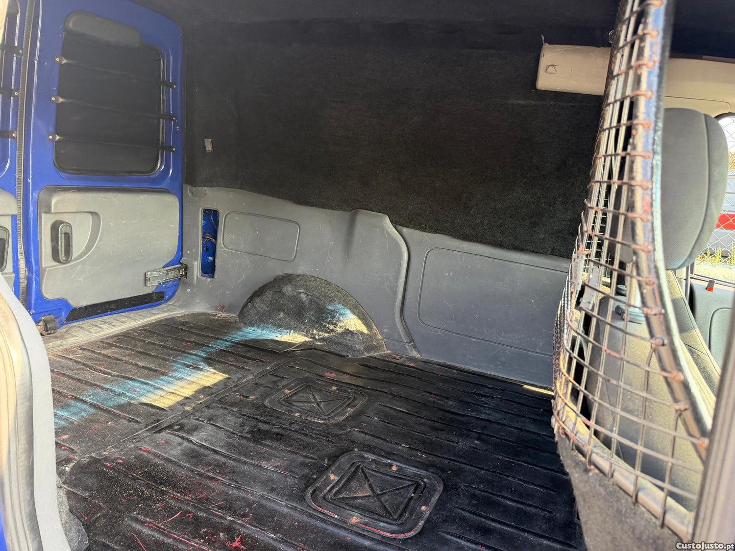 Opel Combo 1.3CDTi — fotografia 4